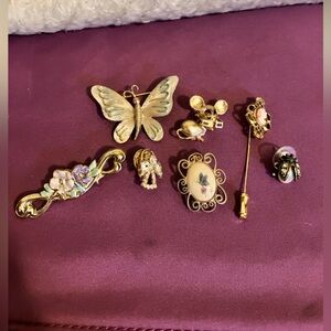 Seven Scarf Pins Gold Tone Small To Medium Colorful Fashion Jewelry Vintage